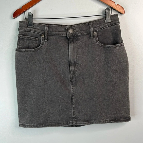 LEVIS Black Wash Denim Mini Jean Skirt Black Tab Stretch Western Baddie Size 31 - Picture 9 of 9